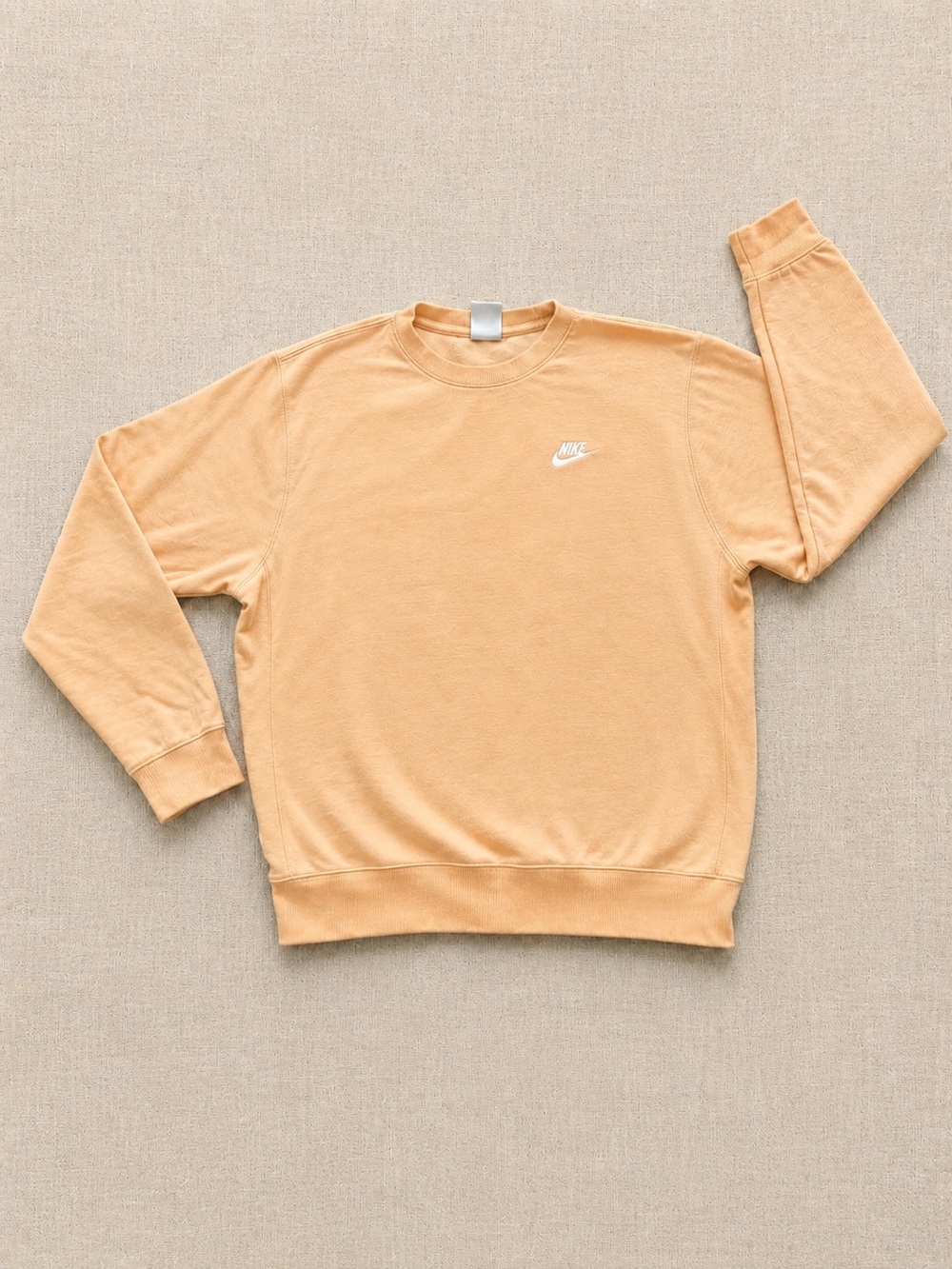 Nike Sportswear Club Fleece Crewneck Sweatshirt Peach Small